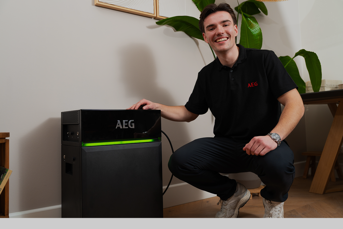 Thuisbatterij voor Zonnepanelen: Waarom AEG SolarCube de Slimme Keuze Is